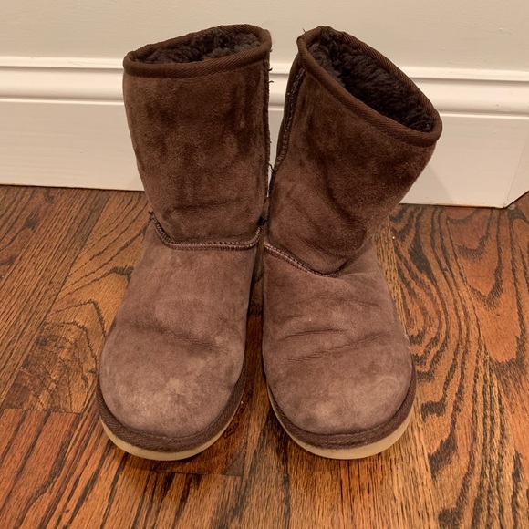 girls short ugg boots